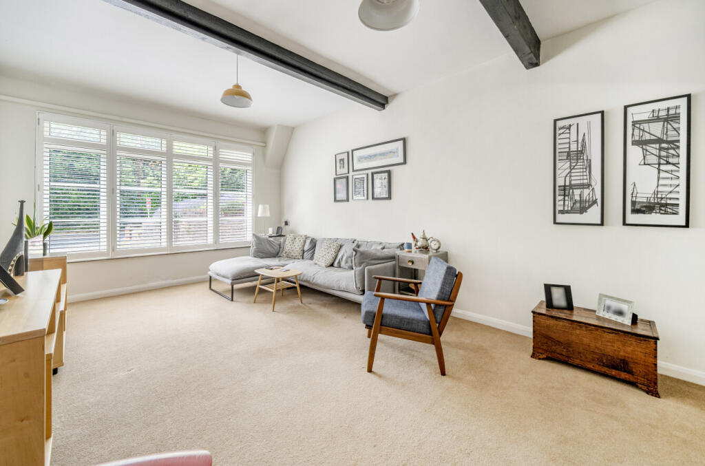 1313672-10-685570...