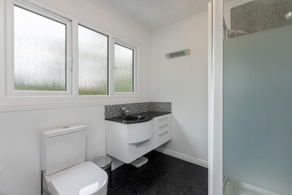 Primary En Suite