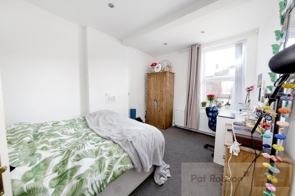 37 belle vue grove w