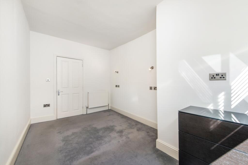 21162_kfh_holl_ladbr