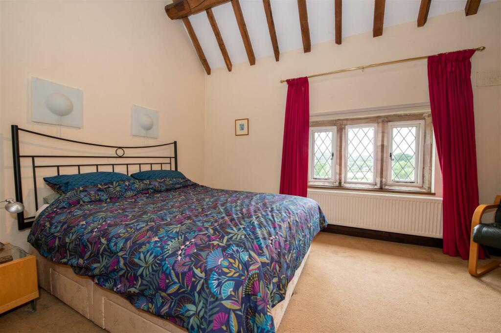 Grange Farm House - internal-2.JPG
