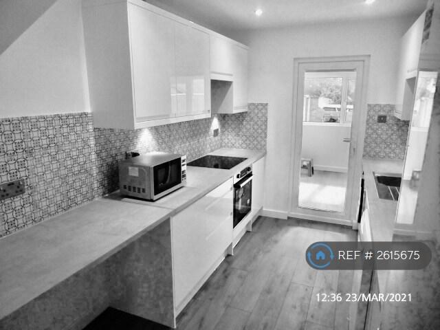 Whole Kitchen