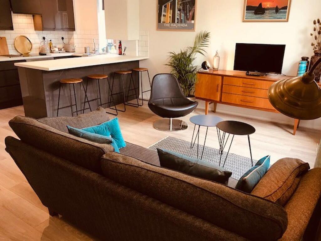 rye14lounge1 (002...