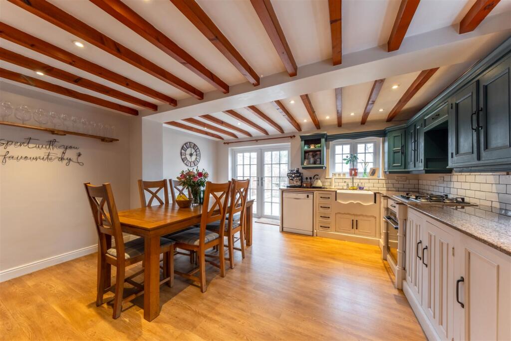 1 Parkfield House Cottages-001.jpg