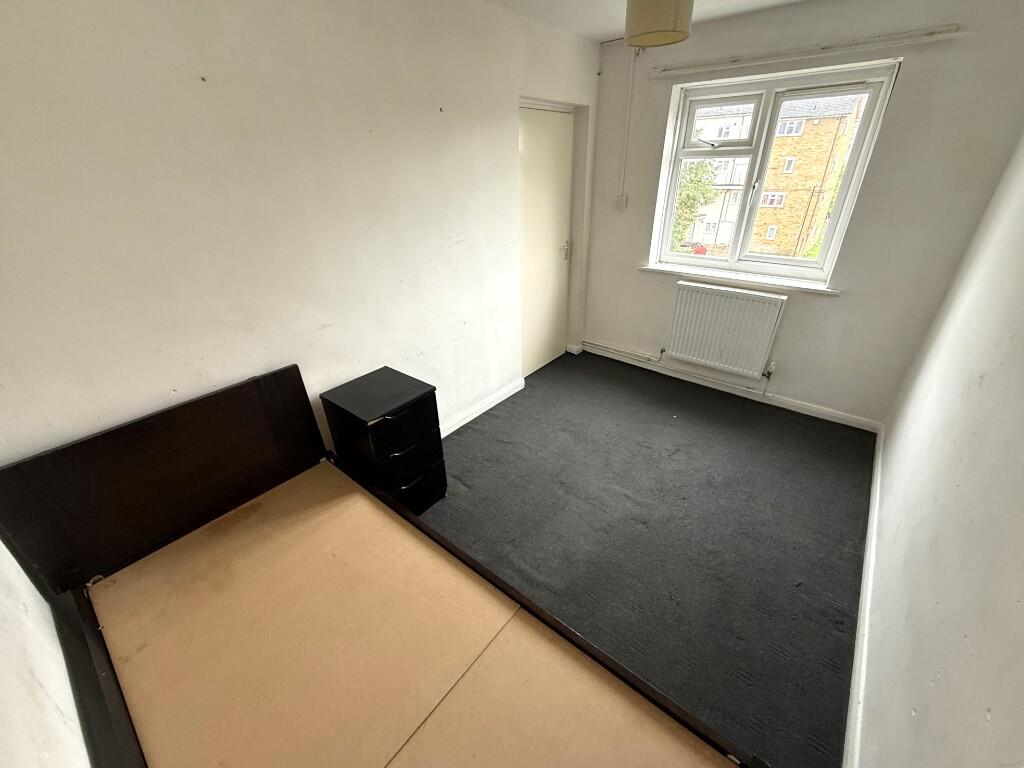 RECEP 2/BEDROOM 4