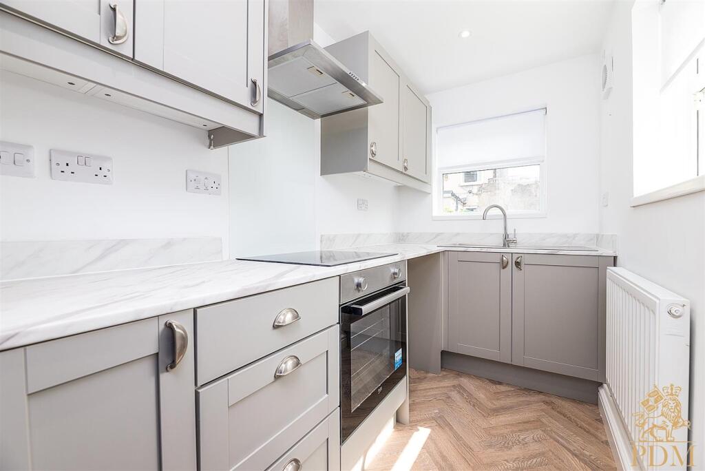 15 Chippendale Street (6 of 26).jpg