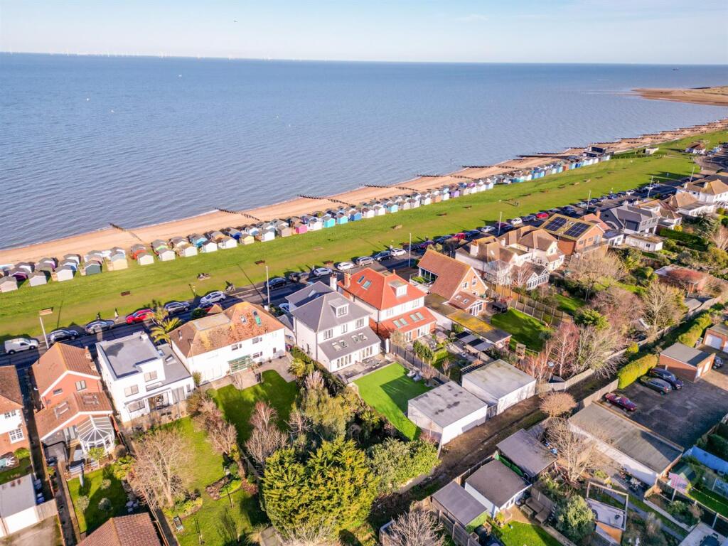 Marine Parade6.jpg
