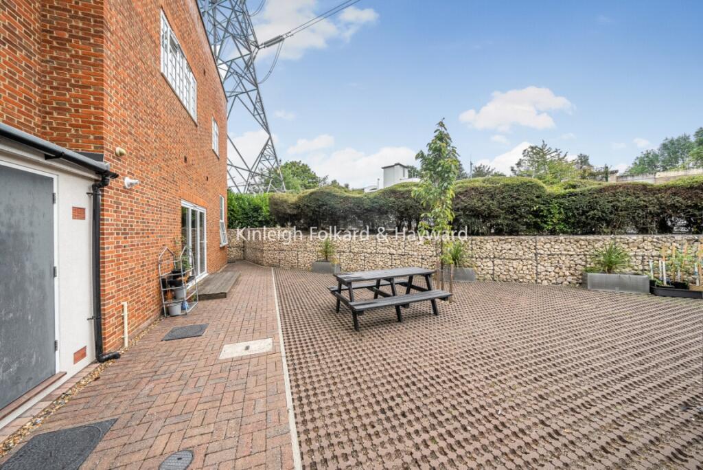 1f55e6c9-cb21-40fe-b