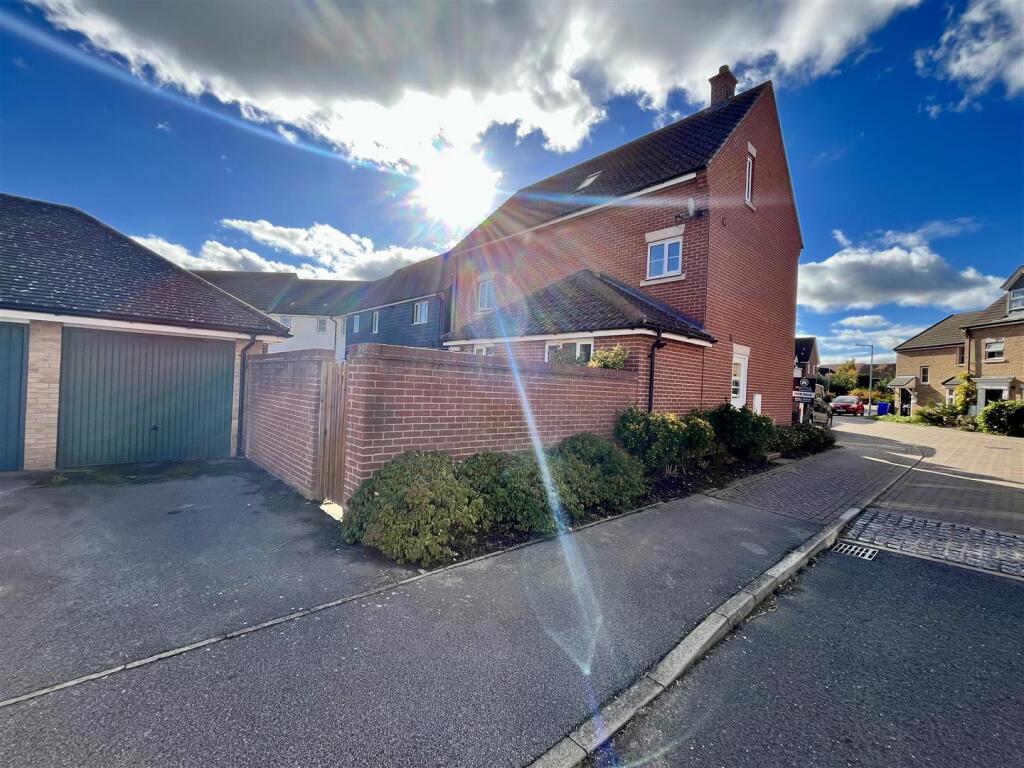 Driveway &amp; Garage