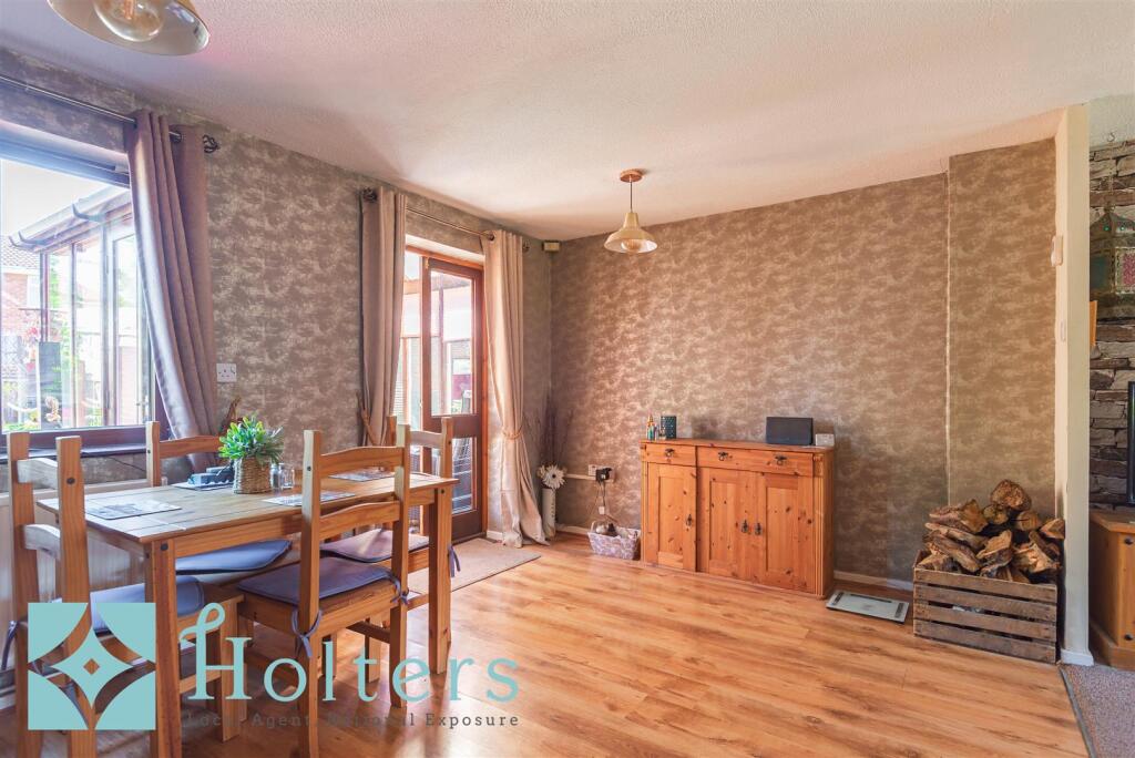 52 Pavilion Court, Newtown-14.jpg