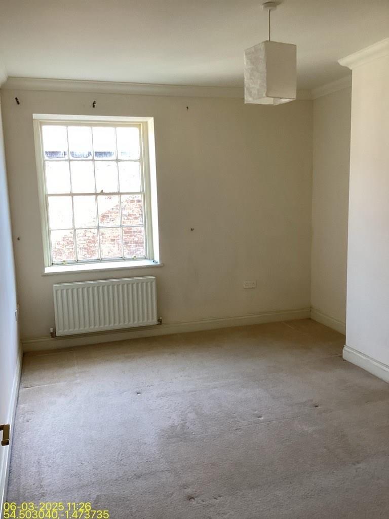 DL2 1UB_Page_10_Image_0001.jpg