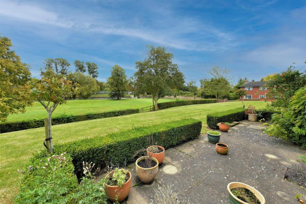 Rear Courtyard