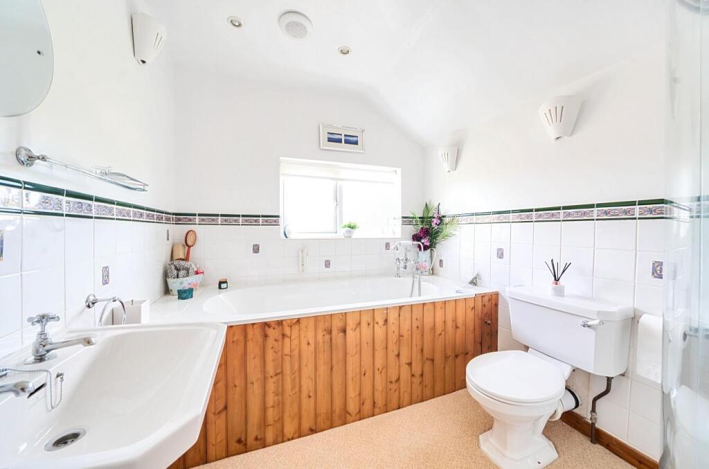Bath.jpg