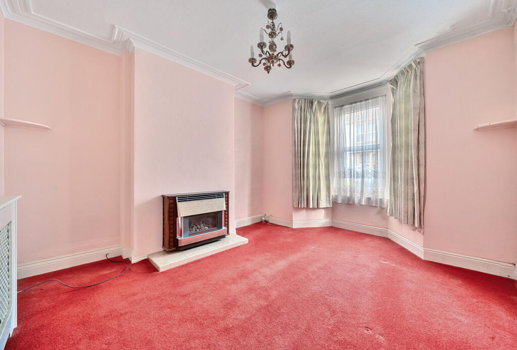 1296097-22-682ae2...