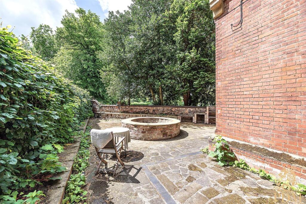 38 Church Street (6 of 22).jpg