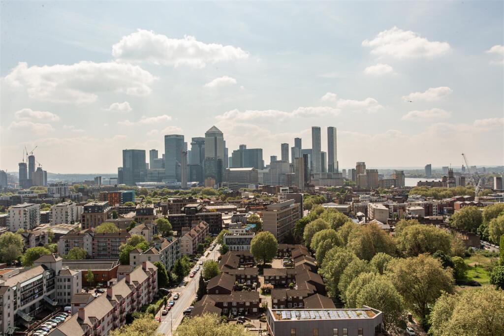 Views of Canary Wharf