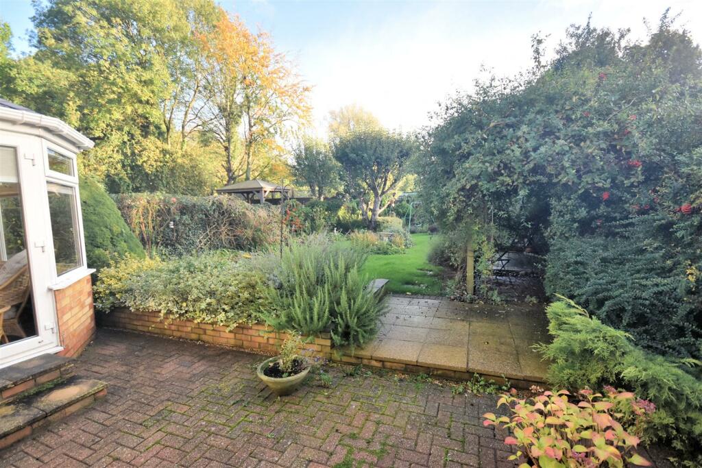 Garden 2.jpg