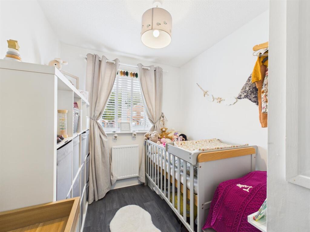 Bedroom:
