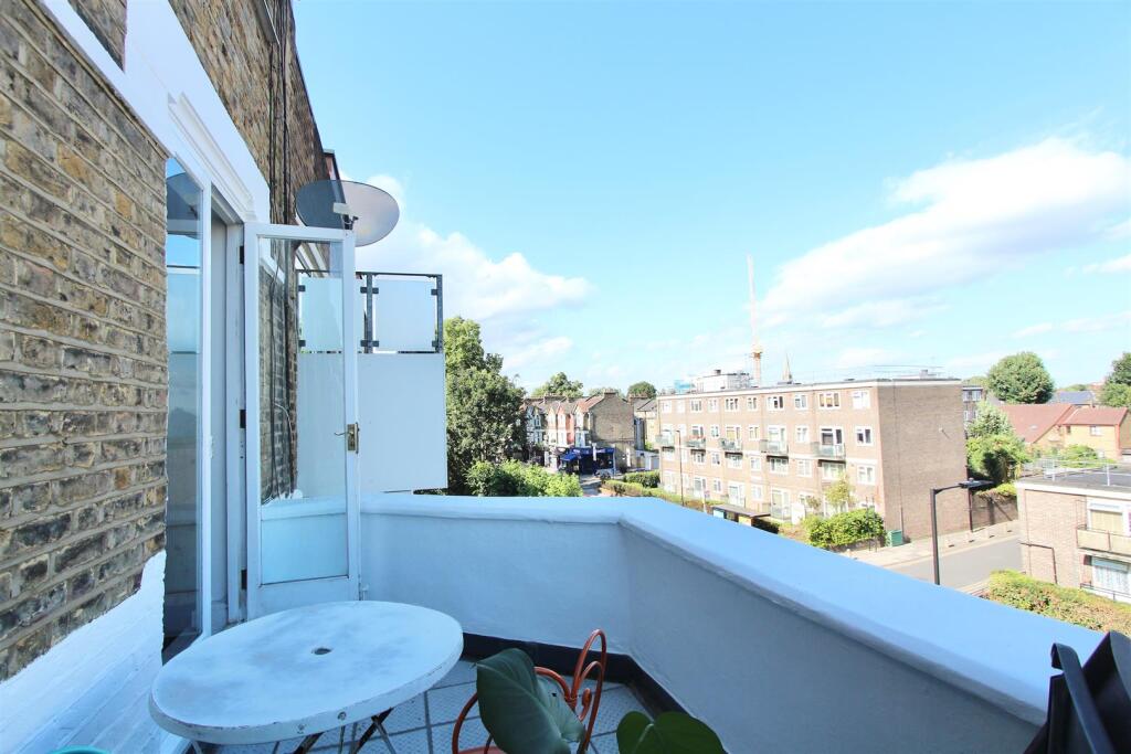 Bedford Court, N16