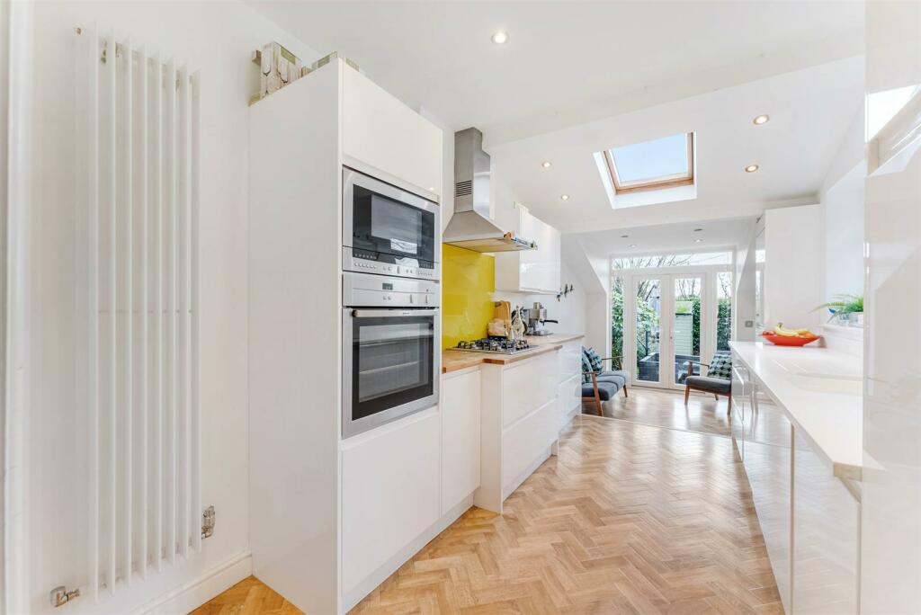 Breakfast Kitchen