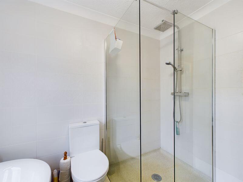 Family Bath &amp; Shower Room