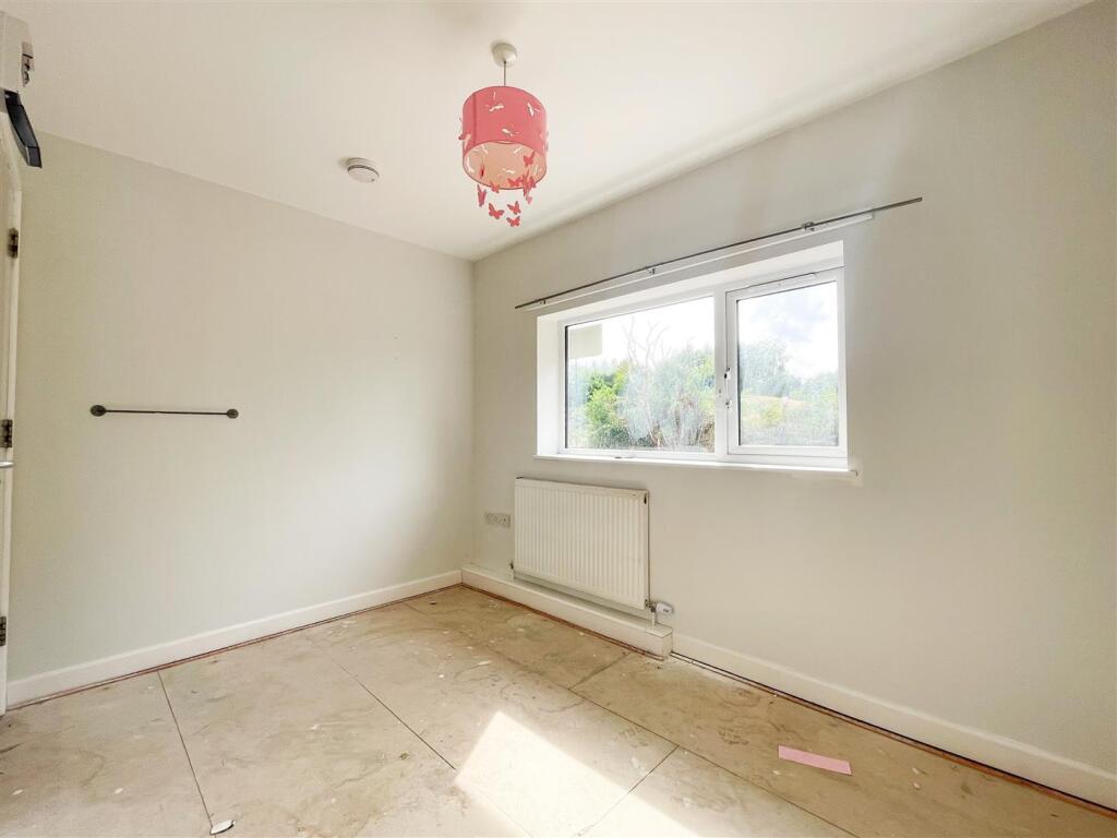 BEDROOM EIGHT