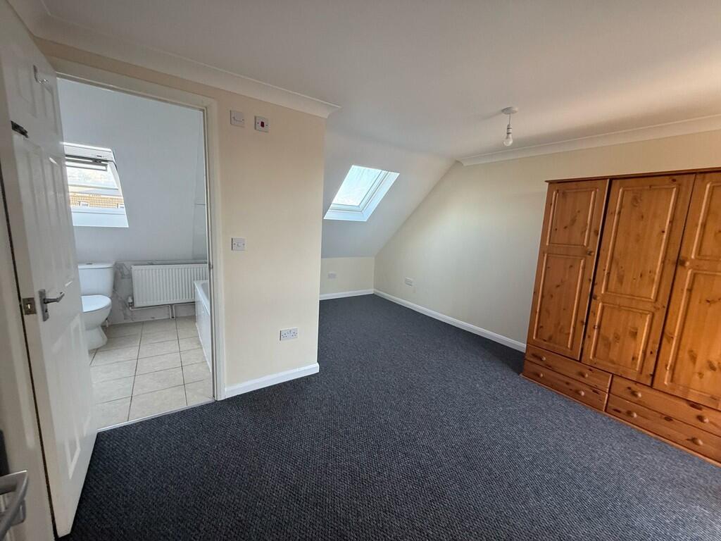 IMG-20250603-WA00...