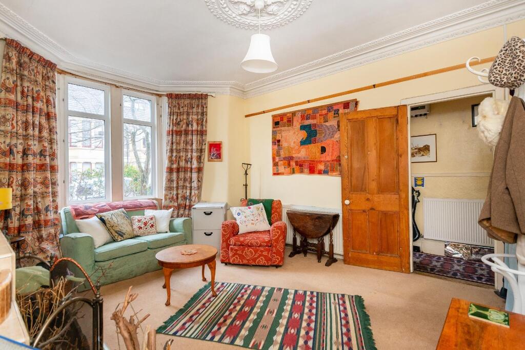 1S1R5SE - Reception F.jpg