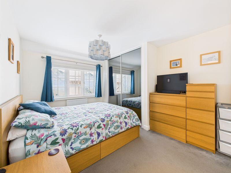 Principal bedroom