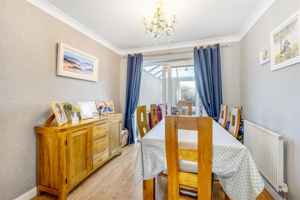 2 Hall Drive (Swineshead)-16.jpg