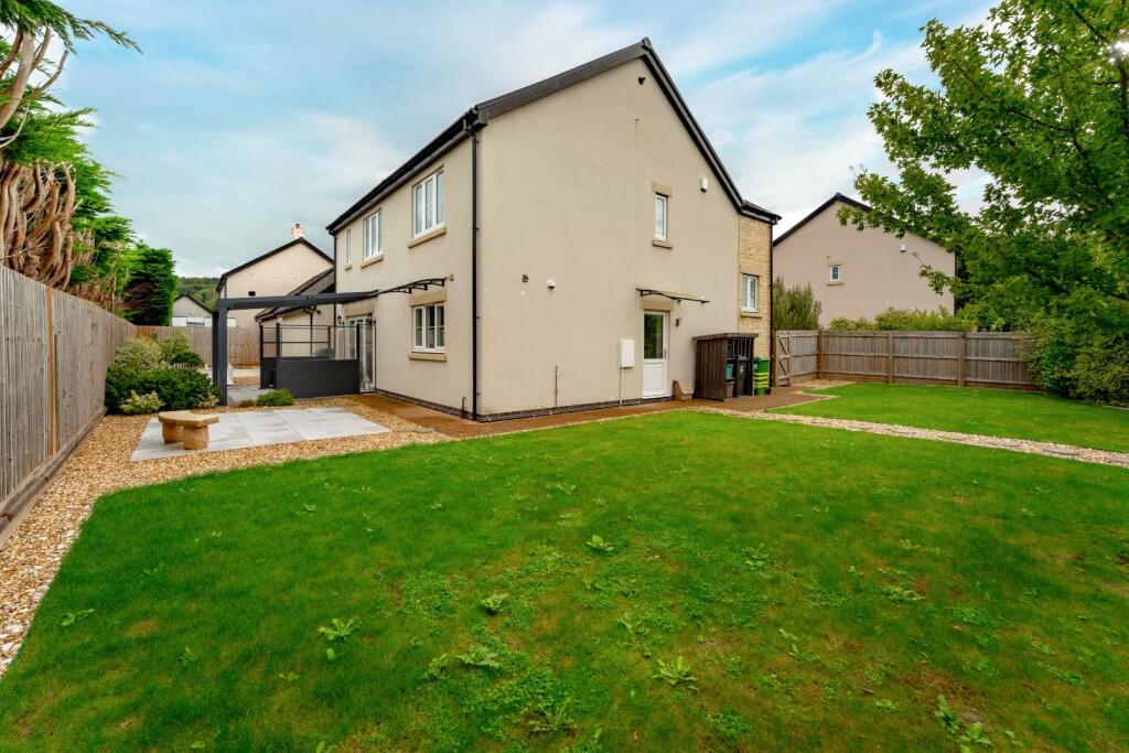 q2 - Rear &amp; side garden.jpeg