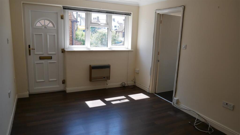 Lounge/Bedroom