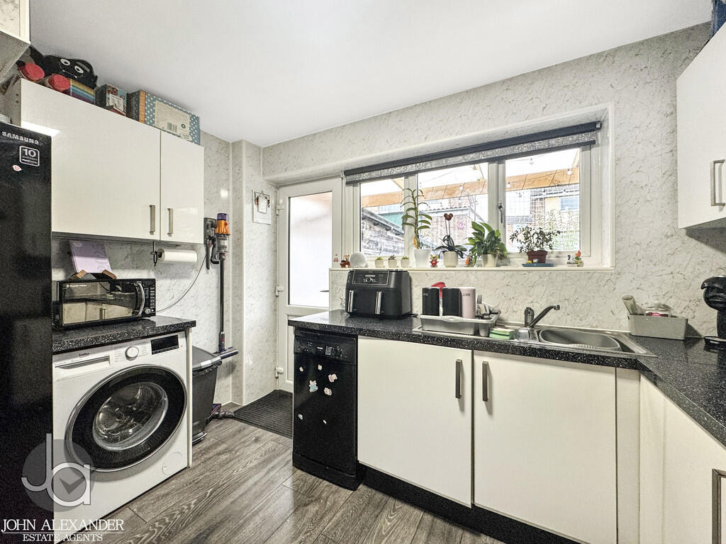 20251017_09081077...