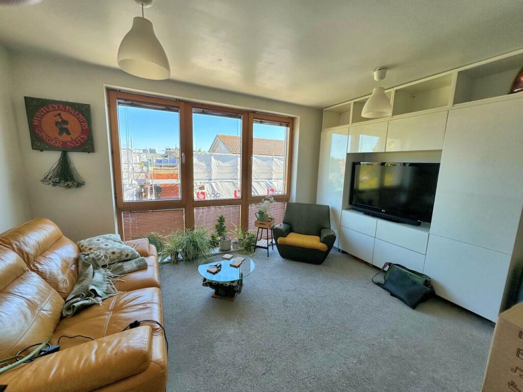 Lounge 2