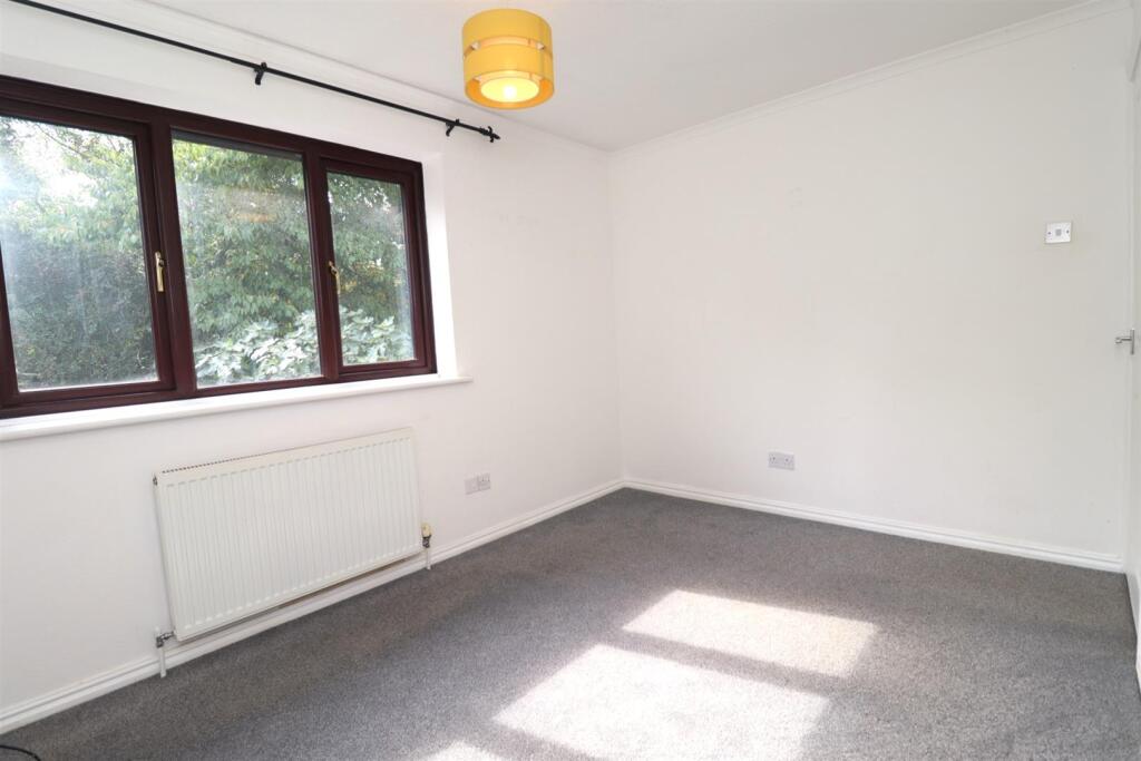 Bedroom one.JPG