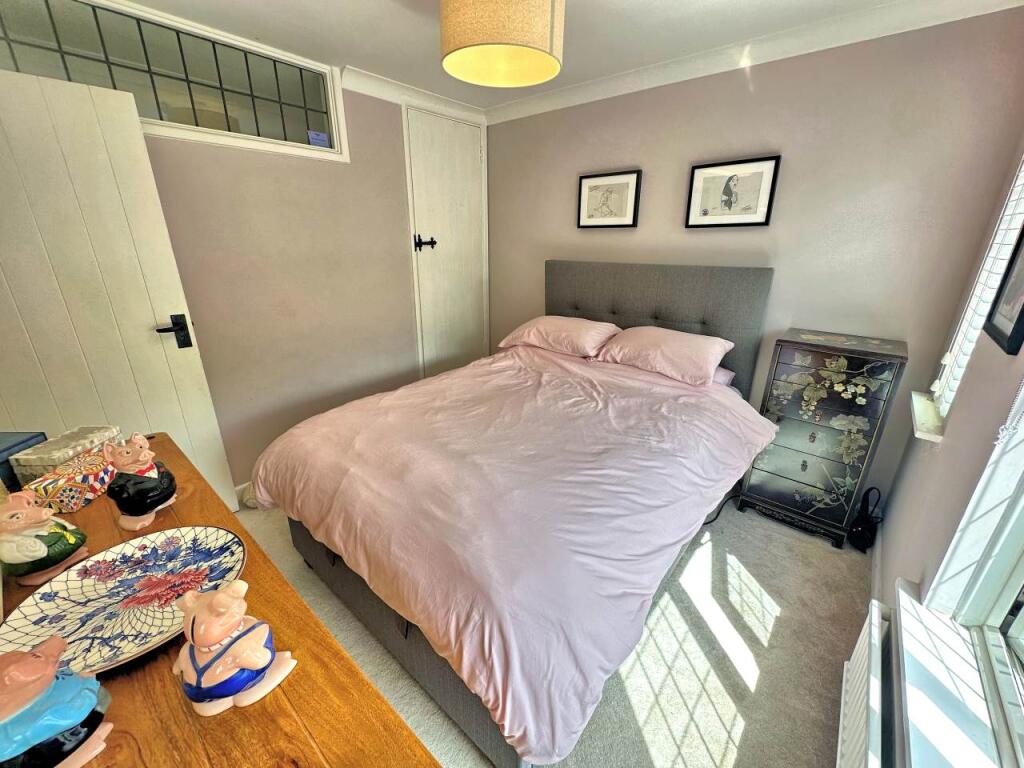 Bed 2