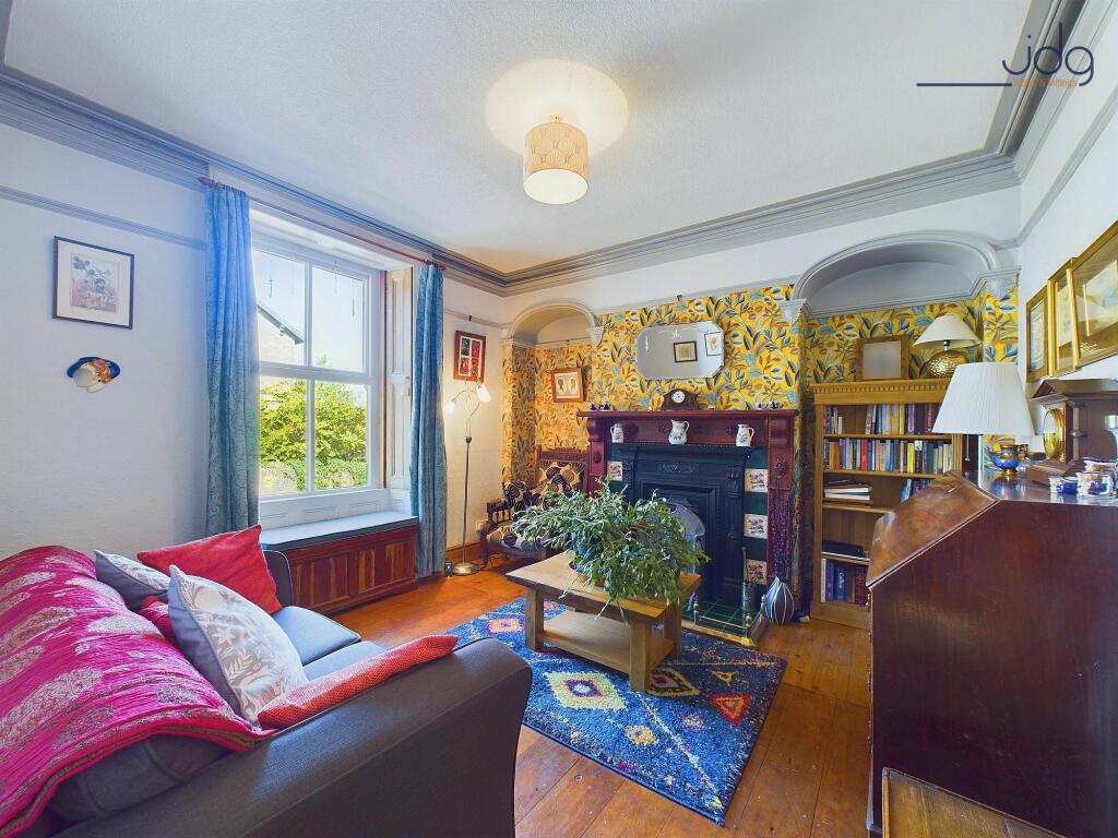 Front reception room