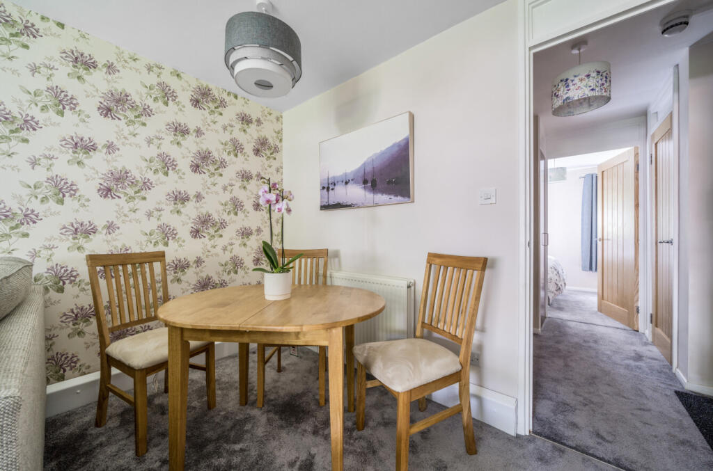 1301328-18-6847ff...