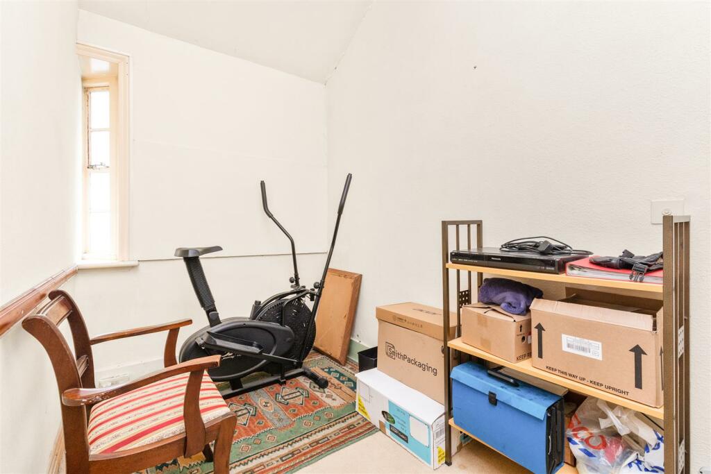 Bedroom.jpg