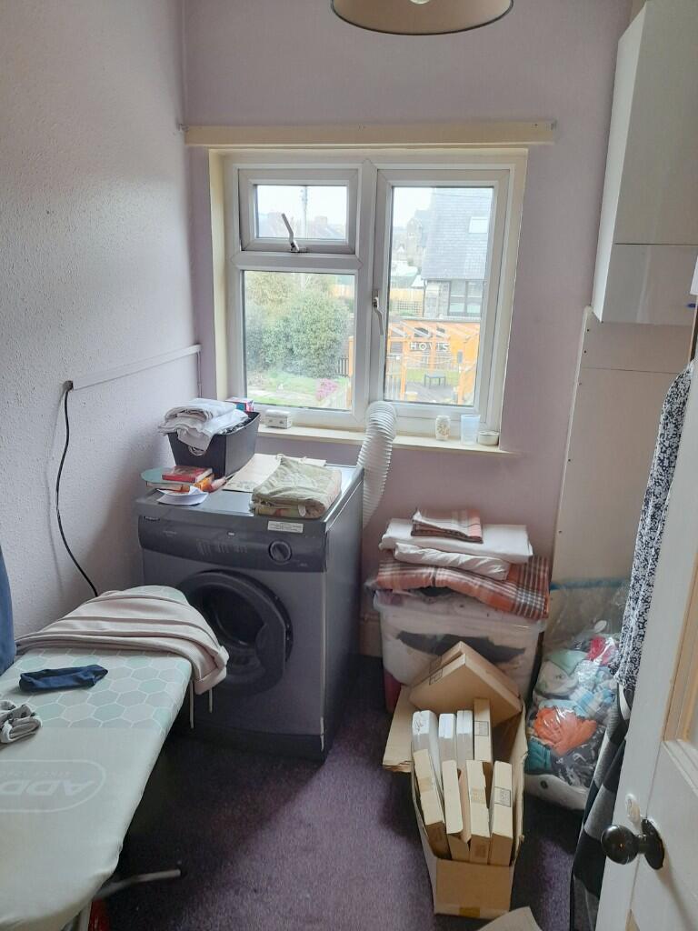 Bedroom 1/Utility