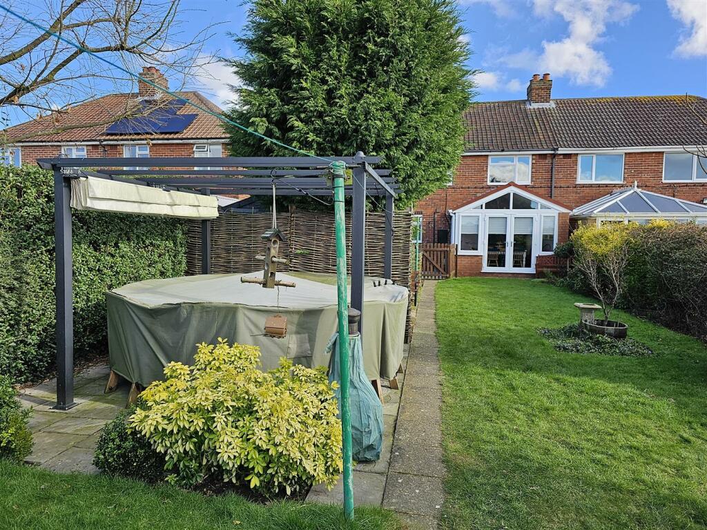 garden.jpg