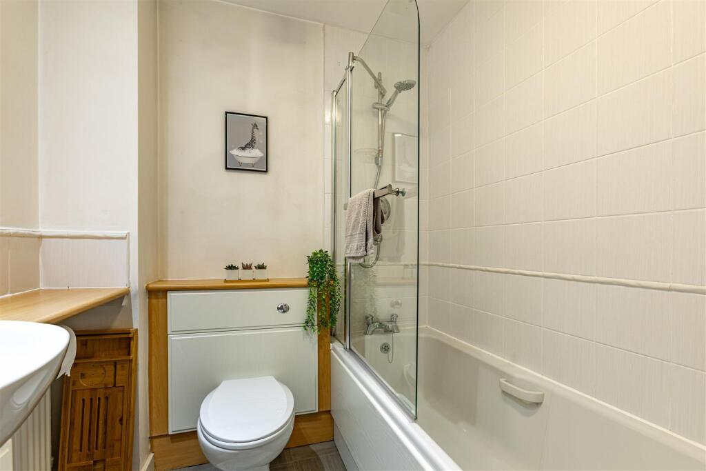 4_5 Weavers Linn Tweedbank 20.JPG