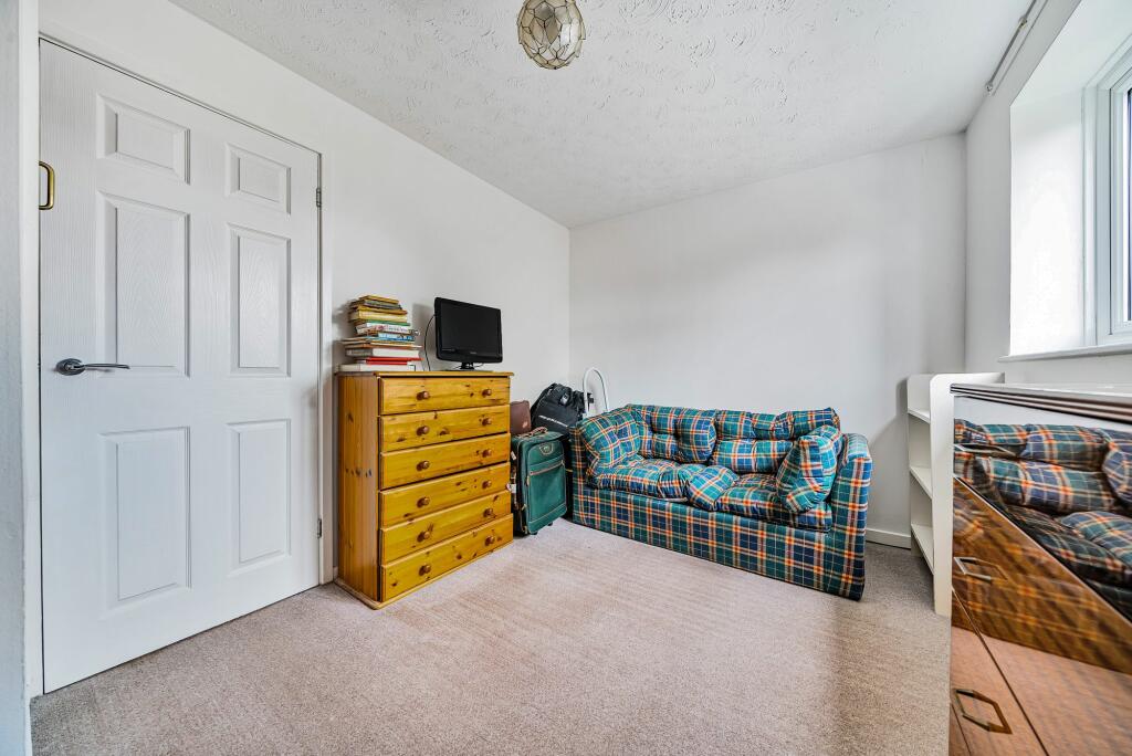 Bedroom Two (2)