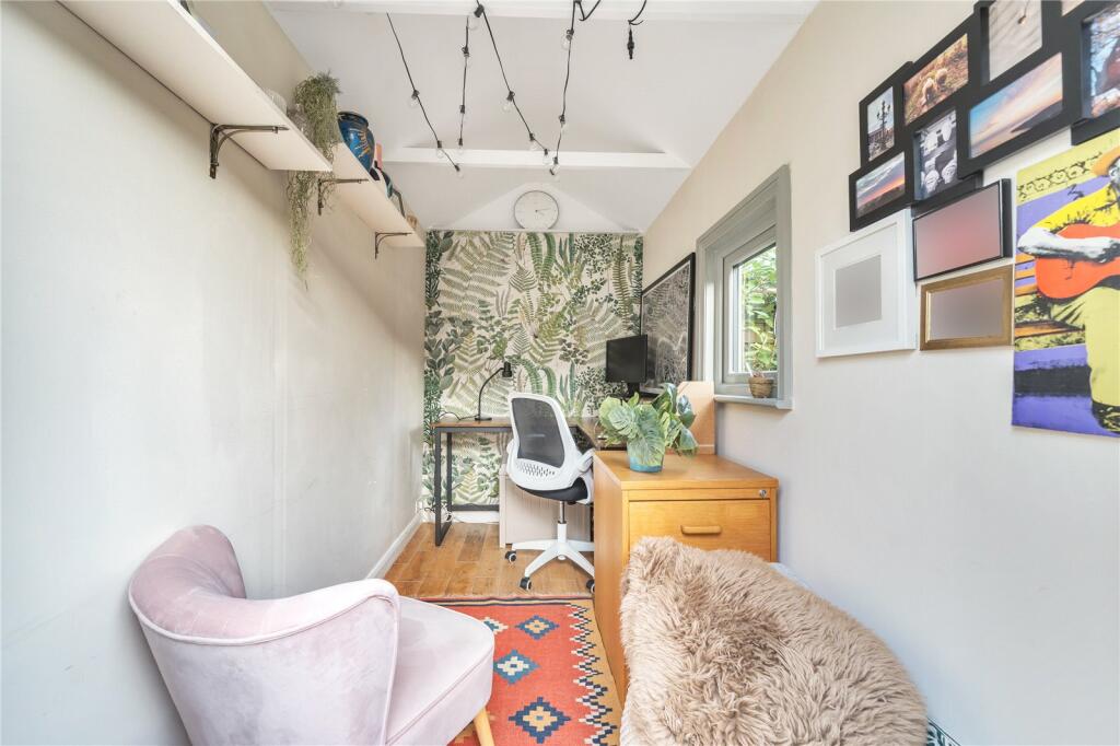 Studio/Home Office