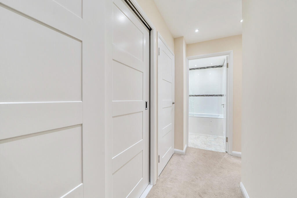 1306048-12-68470a...