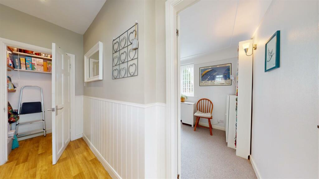 REAR HALLWAY