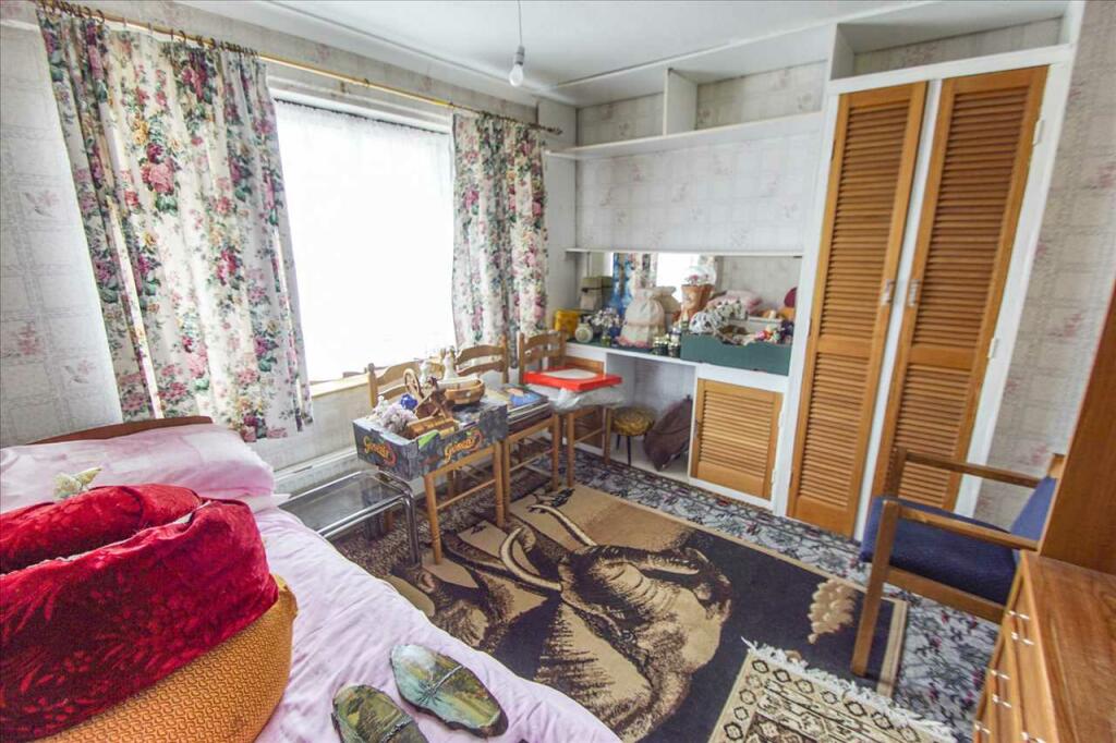 Bedroom2