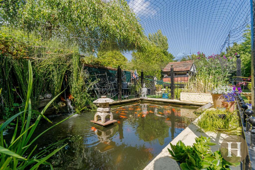 Hadleigh Estate Agents-46.jpg