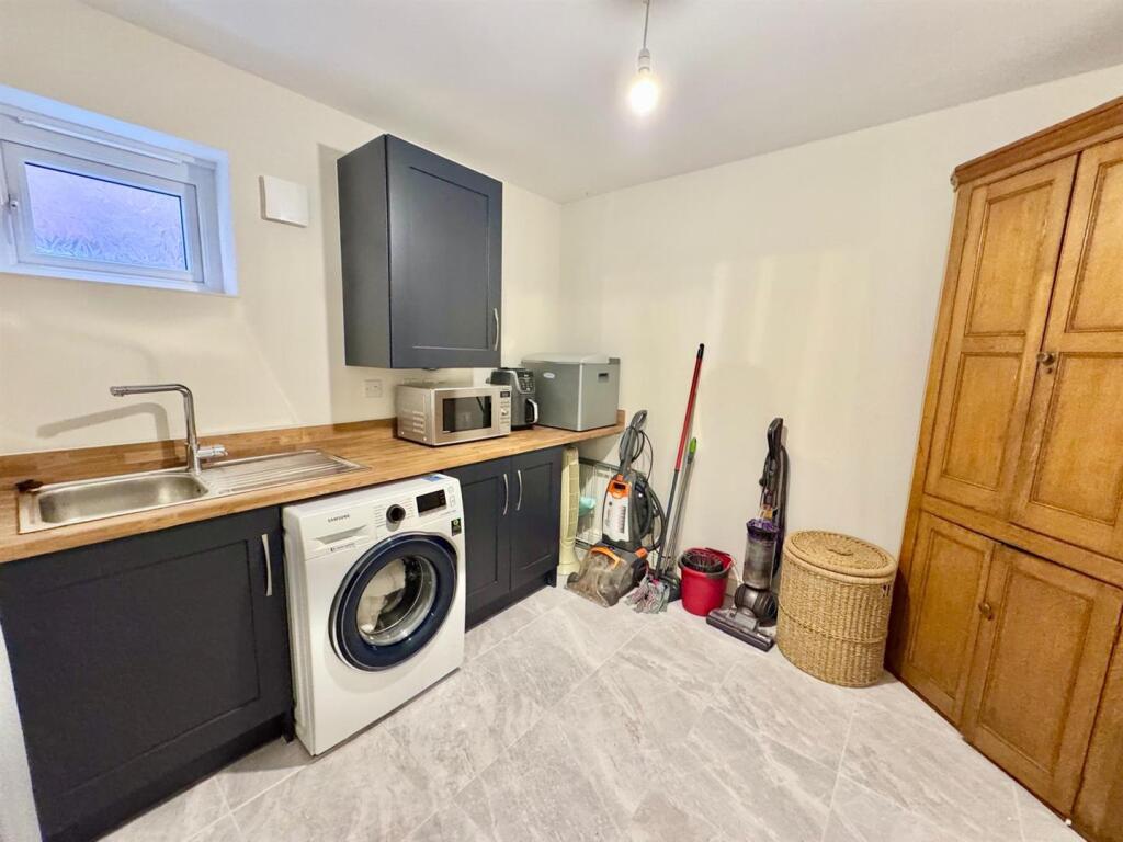 PHOTO-2025-05-21-07-30-46 (3).jpg