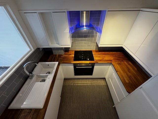 kITCHEN 2.jpg